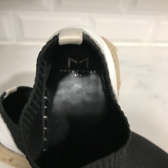 Shoes - Picture 2 of 5